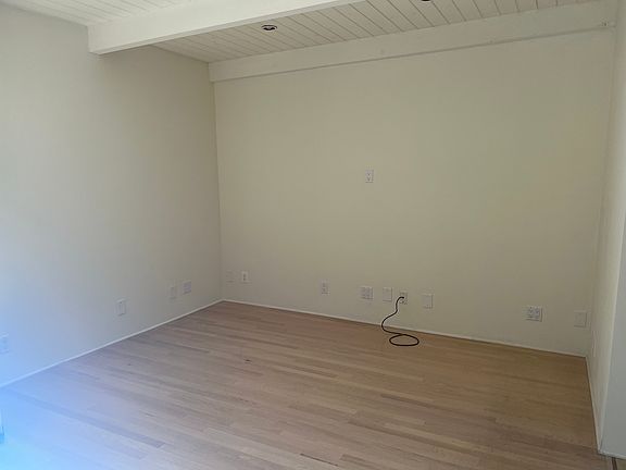 5th image of 4850 1/2 Graywood Ave
