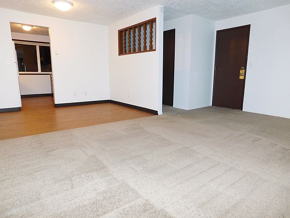3rd image of 2474 Rossiter Ln #2474