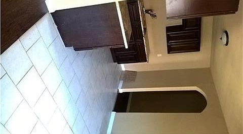 2nd image of 2209 Lea Crest Dr