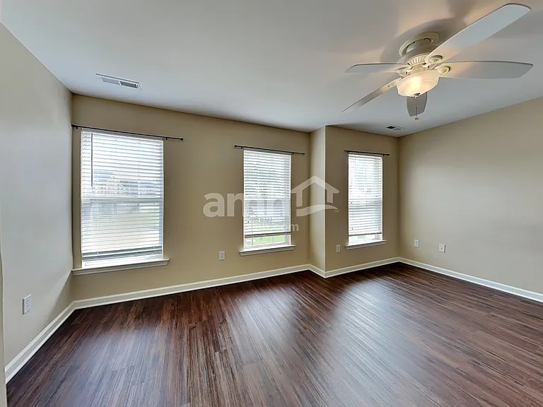 405 Bedstraw Ct — Photo 19