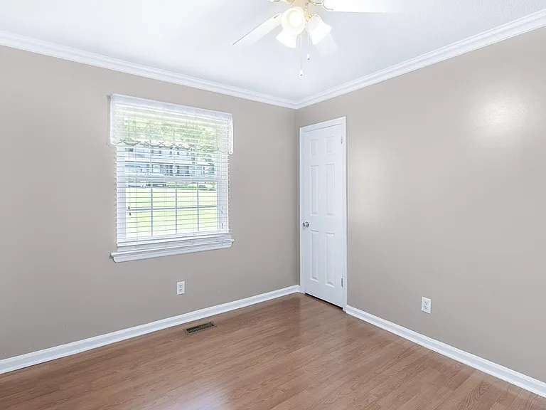 4310 Tee Pee Dr — Photo 16