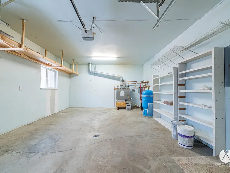 1100 W Nugget Ave — Photo 1