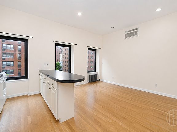 5th image of 523 3rd Ave #5