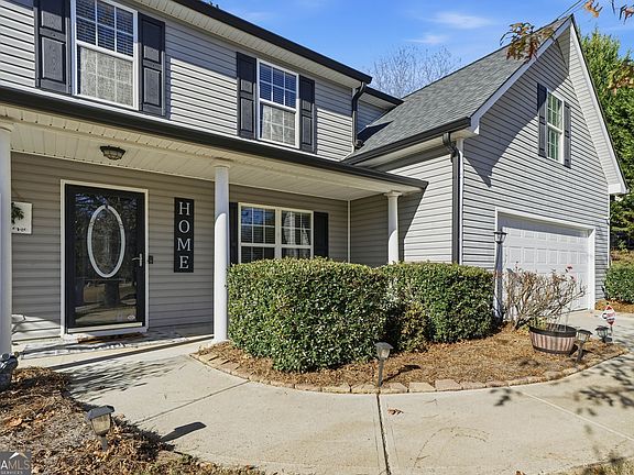 3rd image of 921 Roxeywood Dr