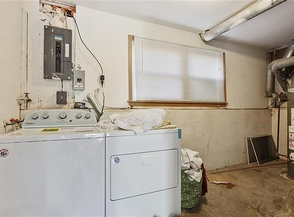 5th image of 8007-09 Charlotte St