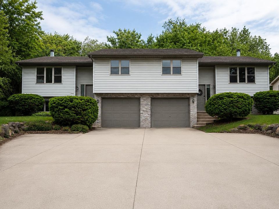1st image of 5741-5743 Lacy Rd