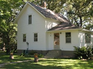 12232 110th St, Glencoe, MN 55336