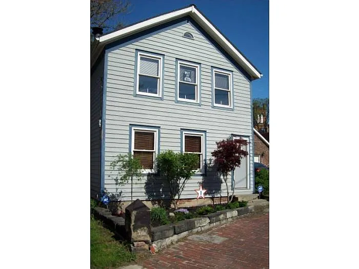 1742 W 29th Pl photo 1