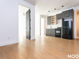 1189 Broadway