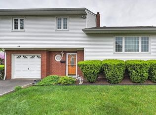 21 Demarest Pl, Piscataway, NJ 08854