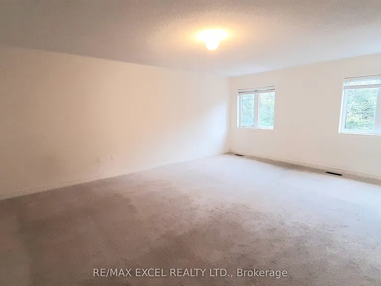 144 Greenwood Rd — Photo 10