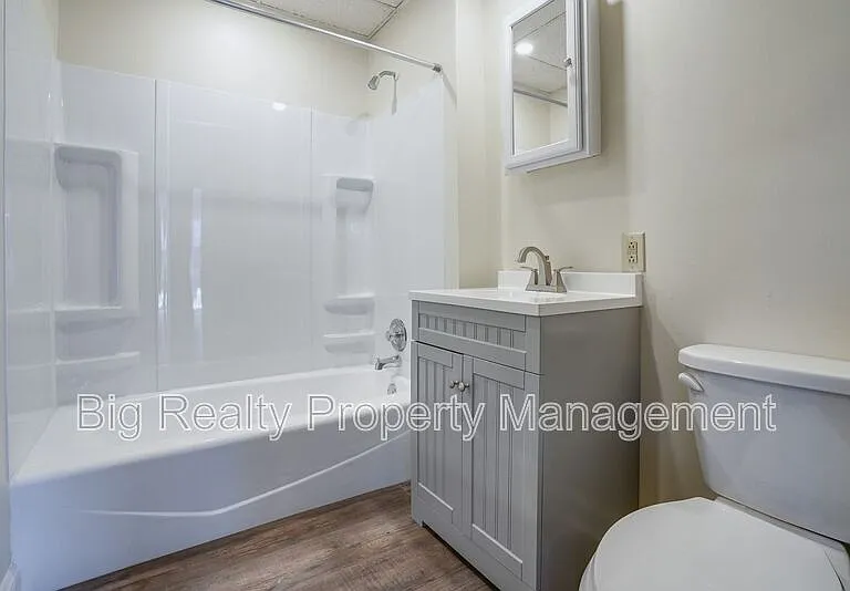 324 New St #3 — Photo 4