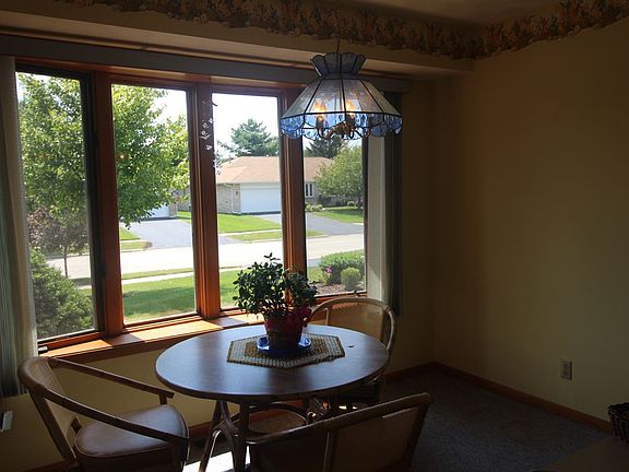 4th image of 6556 Laurelwood Dr