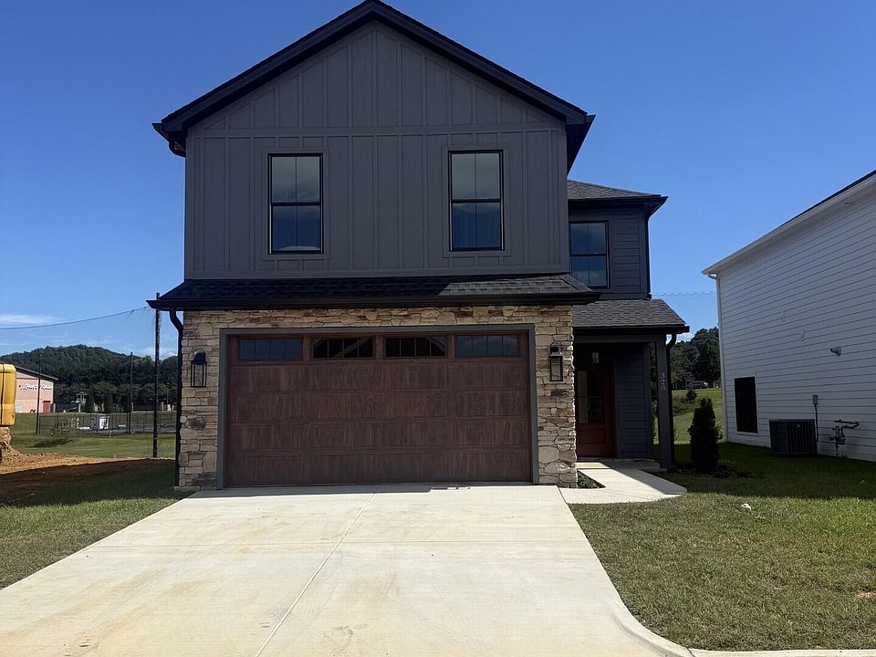 1st image of 328 Monroe Dr