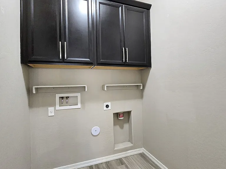 17156 W Lincoln St — Photo 21