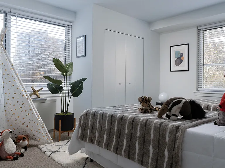 Cozy bedroom