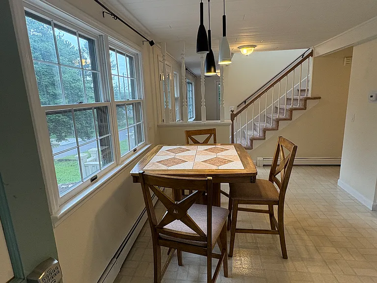 24 Quail Hollow Rd — Photo 6