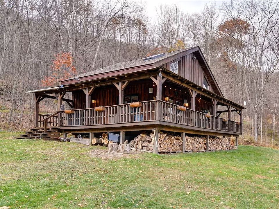 1st image of 680 Weed Brook Rd