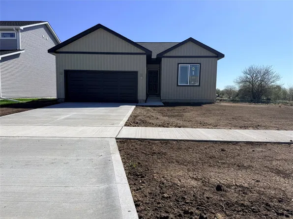 1033 Linden St, De Soto, IA 50069