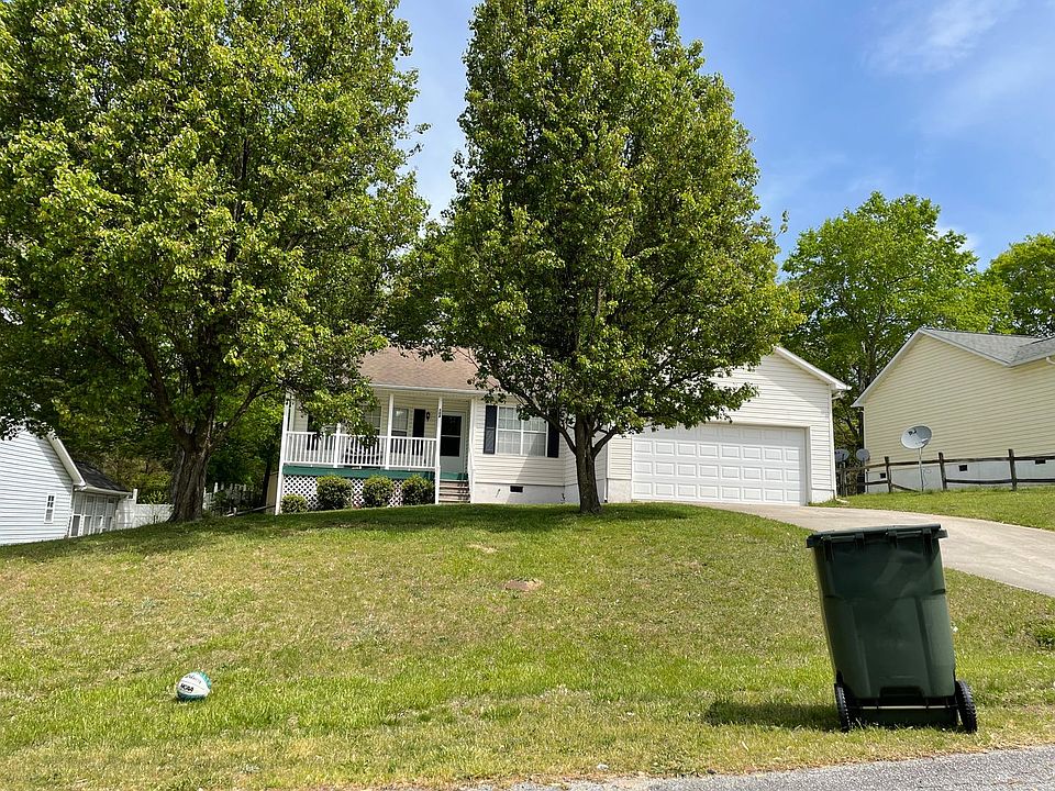 1st image of 104 Birch Tree Ln