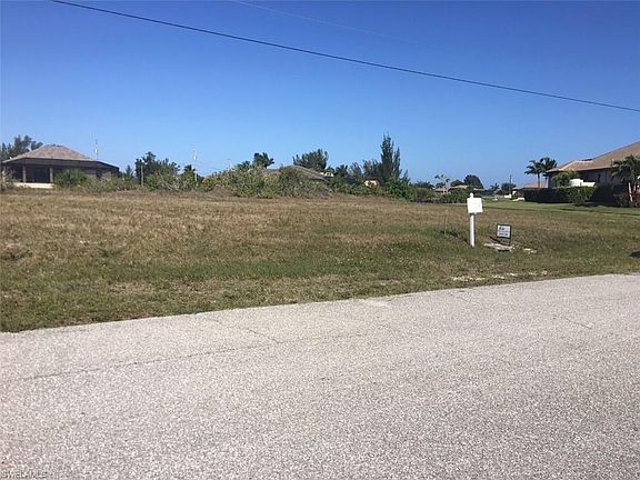 4th image of 904 NW 36th Ave