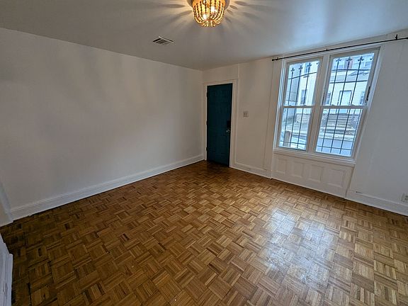 5th image of 254 N 19th St