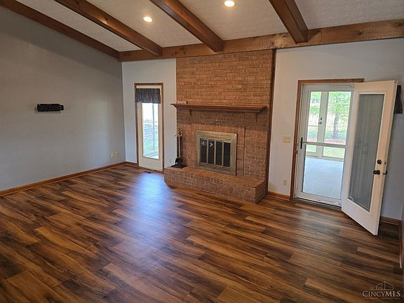5th image of 4 Pleasant Creek Ct