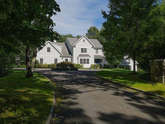 2nd image of 39 Lawrence Farms Crossway