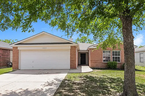 1009 Springcreek Dr Photo 1 1009 Springcreek Dr Photo 1