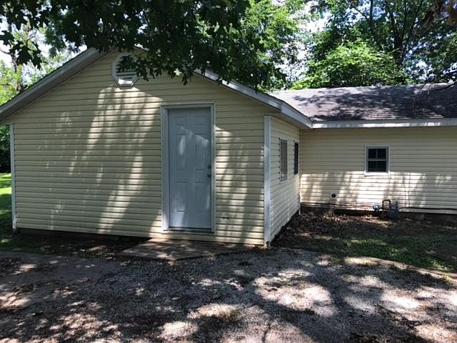 2nd image of 2547 W Calhoun St