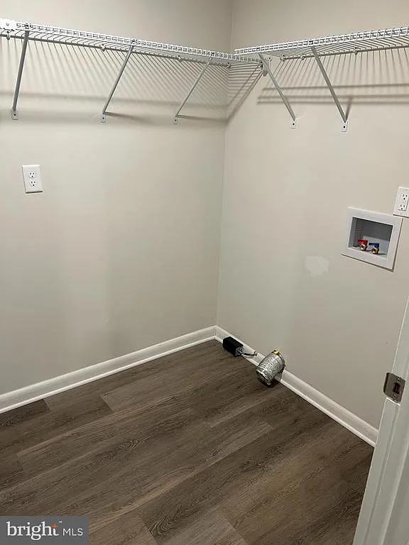 2 bed, 1.0 bath, $1,250 — Photo 2