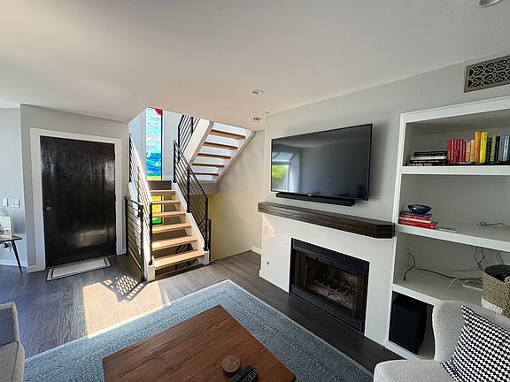 3rd image of 1660 Chalcedony St Unit K