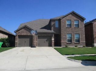 1917 Ridge Creek Ln, Aubrey, TX 76227