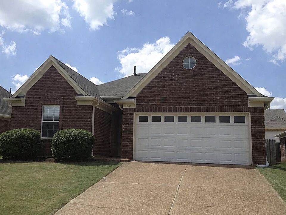 1st image of 1201 Breezy Valley Dr