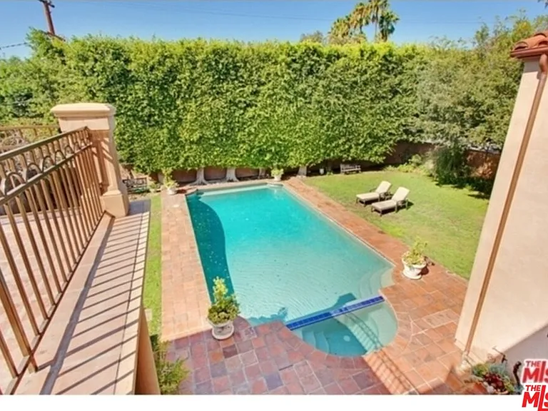 725 N Foothill Rd — Photo 34