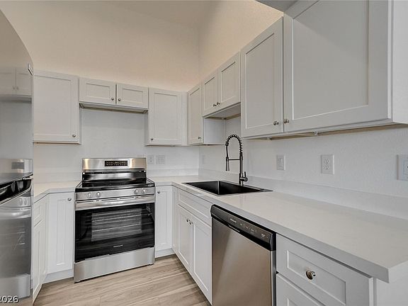 4th image of 5320 Silvermist Ct Unit 101