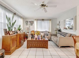 393 Northampton S, West Palm Beach, FL 33417