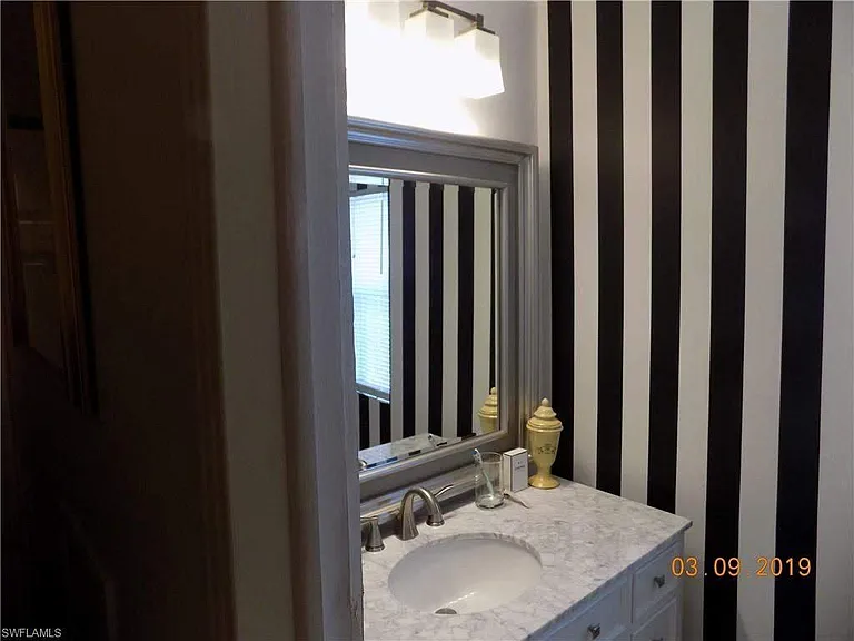 249 Loon Ln — Photo 2