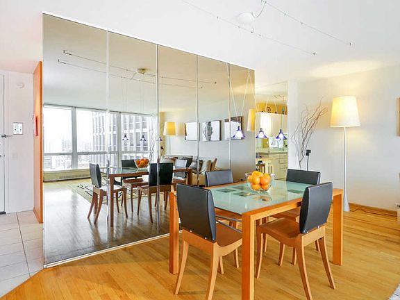 5th image of 330 W Diversey Pkwy APT 2604