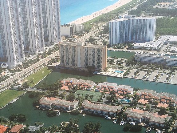 4th image of 238 Poinciana Dr #408