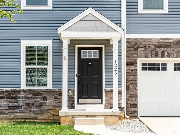 4th image of 1225 Shannon Ln