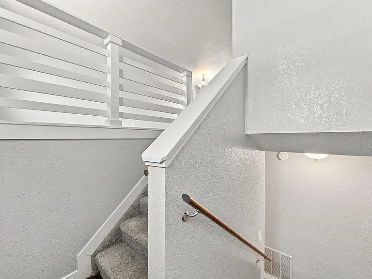2523 Ember Dr — Photo 3