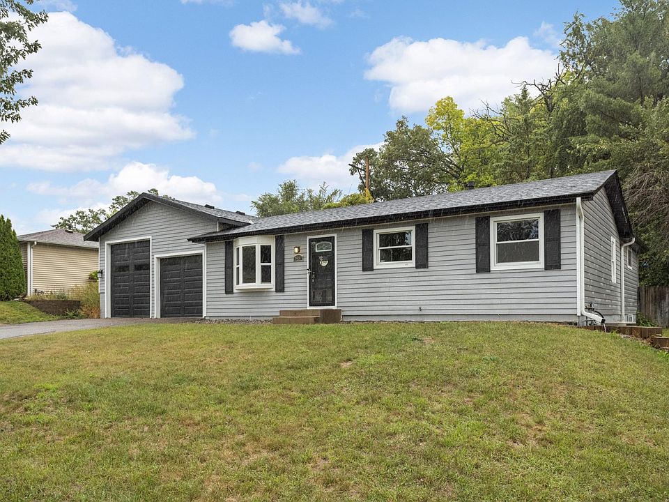 1st image of 3937 77th St E