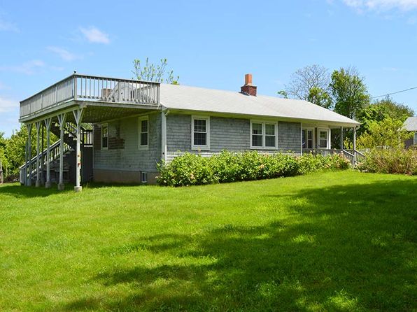 64 Hemlock Ave, Narragansett, RI