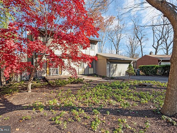 3rd image of 4401 Ossian Hall Ln