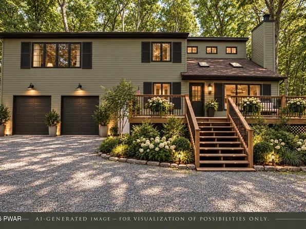 339 Tinkwig Dr, Hawley, PA 18428