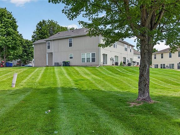 4th image of 840 S Woodson Ct