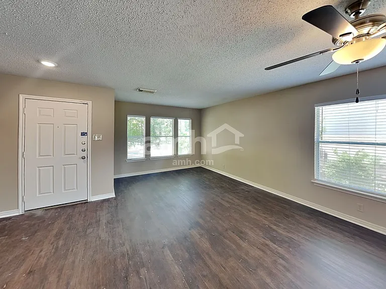 7106 Raintree Frst — Photo 9