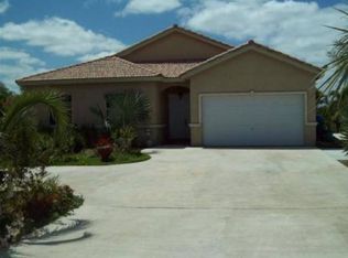 19270 SW 185th Ct, Miami, FL 33187