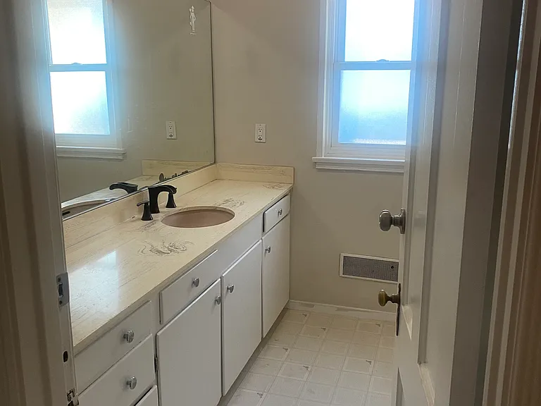 5571 Palm Ave — Photo 8